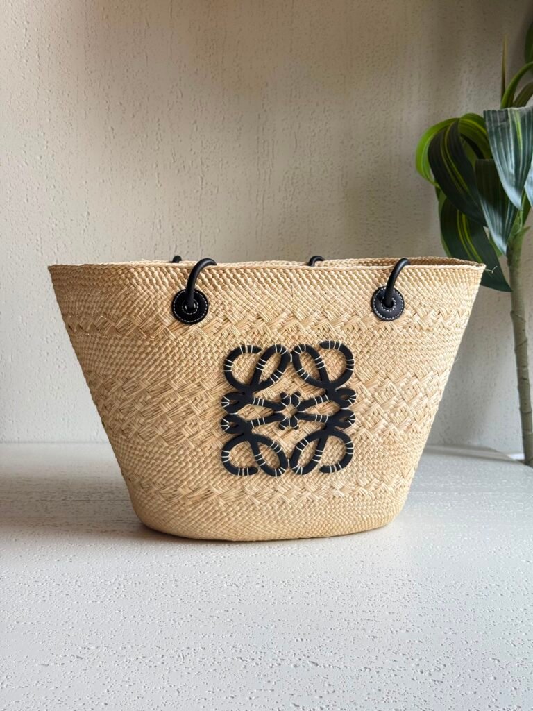 LOEWE ladies bag
